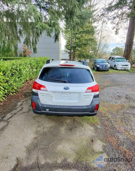 2014 Subaru Outback 2.5I Limited z USA, uszkodzony, nr VIN 4S4BRBLC6E3295655